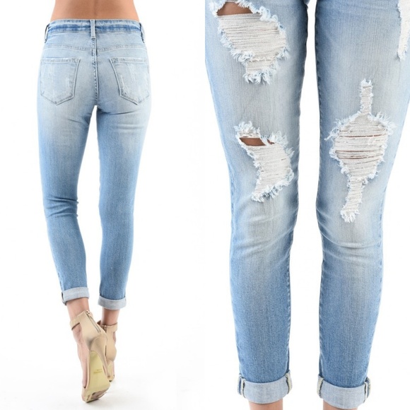 NWT Light Wash Distressed Denim - Picture 2 of 6